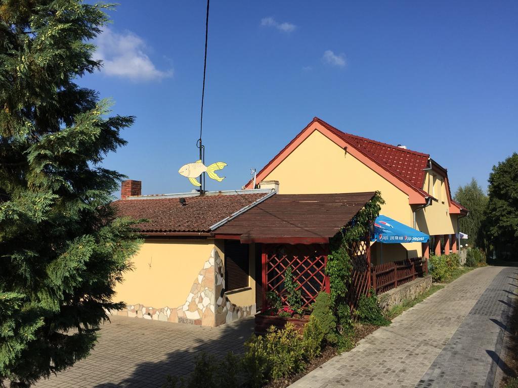 Hotel Złota Rybka Lubniewice Exterior foto
